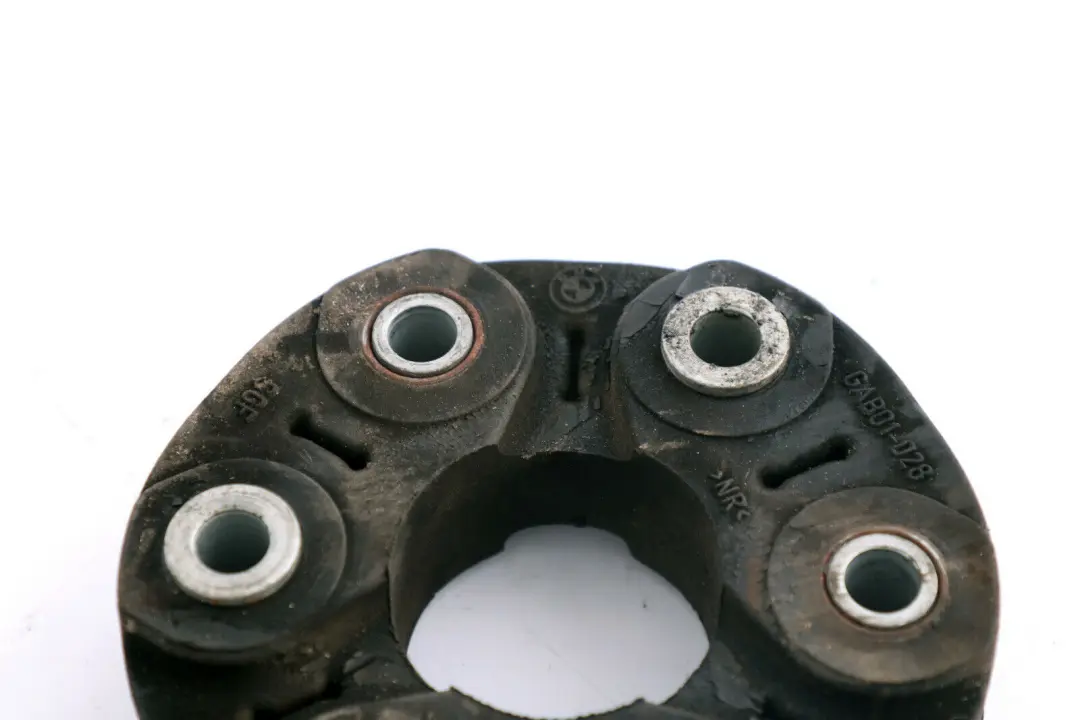 Propshaft Diff Mount Disc Joint para BMW E60 E81 E87N E90 F10 F20 F30 con número de pieza 7546425 BMW E60 E81 E87N E90 F10 F20 F30 Propshaft Diff Mount Disc Joint - SKU 7546425 - Número de pieza 7546425