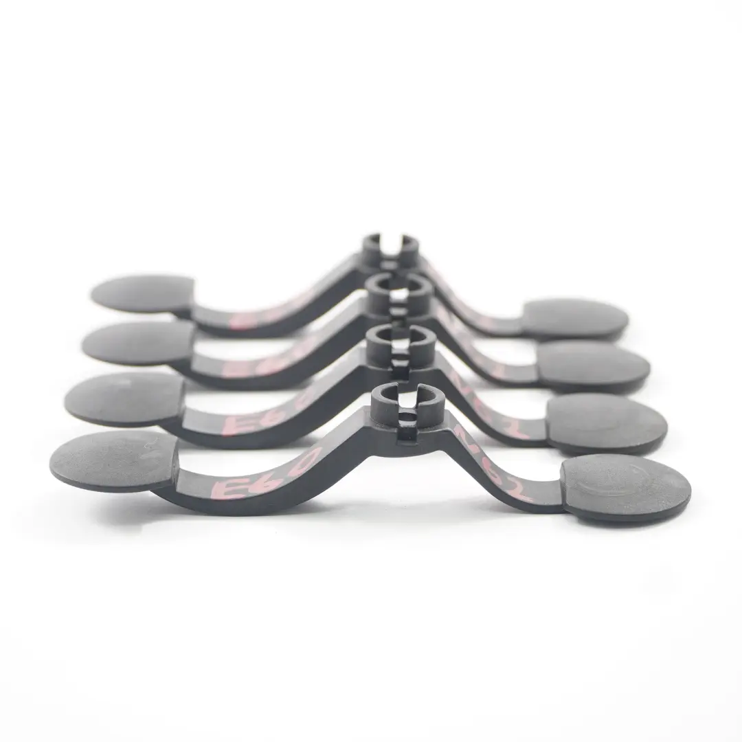  Supporto coperchio motore BMW E60 E61 E63 N62 4x testa cilindro Set - SKU 7546661-1 - Numero di parte 7546661