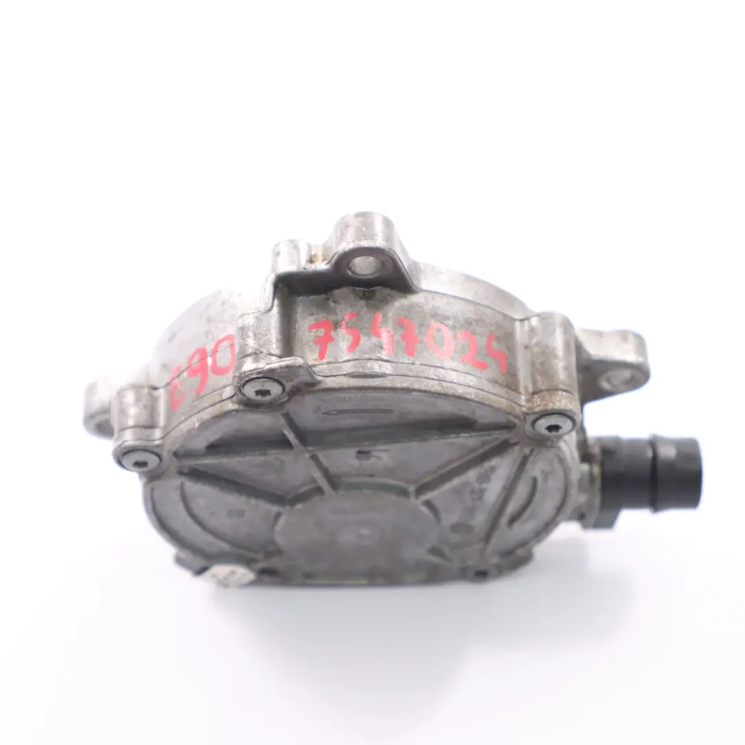 BMW E60 E81 E82 E87 E90 E91 E92 LCI Benziner N43 Unterdruck Pumpe - SKU 7547024 - Teilenummer 7547024