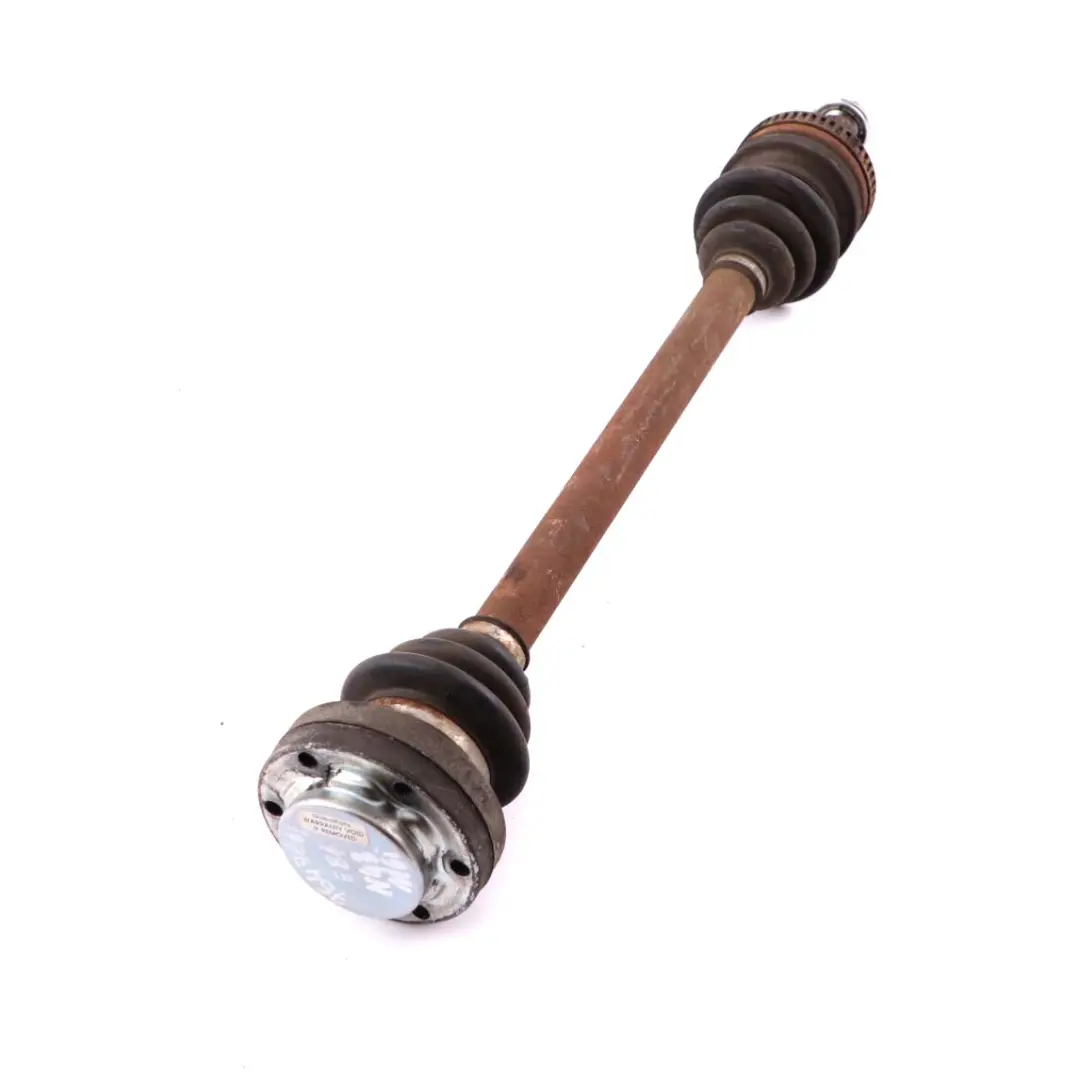 N43 N46 Półoś Lewo LK=80MM D=26MM do BMW E81 E87 E90 o numerze 7547069 BMW E81 E87 E90 N43 N46 Półoś Lewo LK=80MM D=26MM - SKU 7547069 - Numer Części 7547069