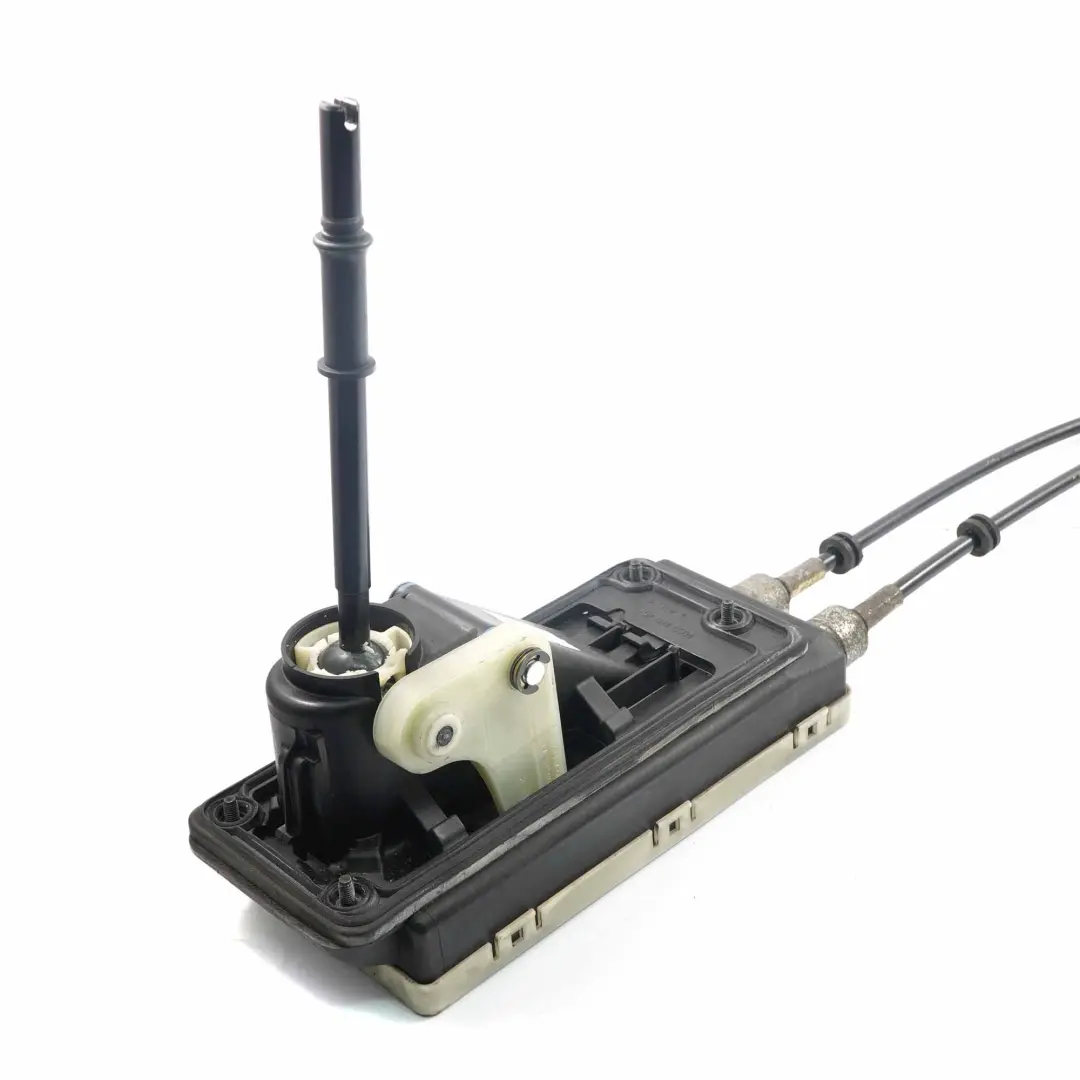 Selector Mini One D R50 W17 6-Speed Manual Gearbox Linkage 7521663 to Gear with Part number 7547370 Gear Selector Mini One D R50 W17 6-Speed Manual Gearbox Linkage 7521663 - SKU 7547370 - Part number 7547370