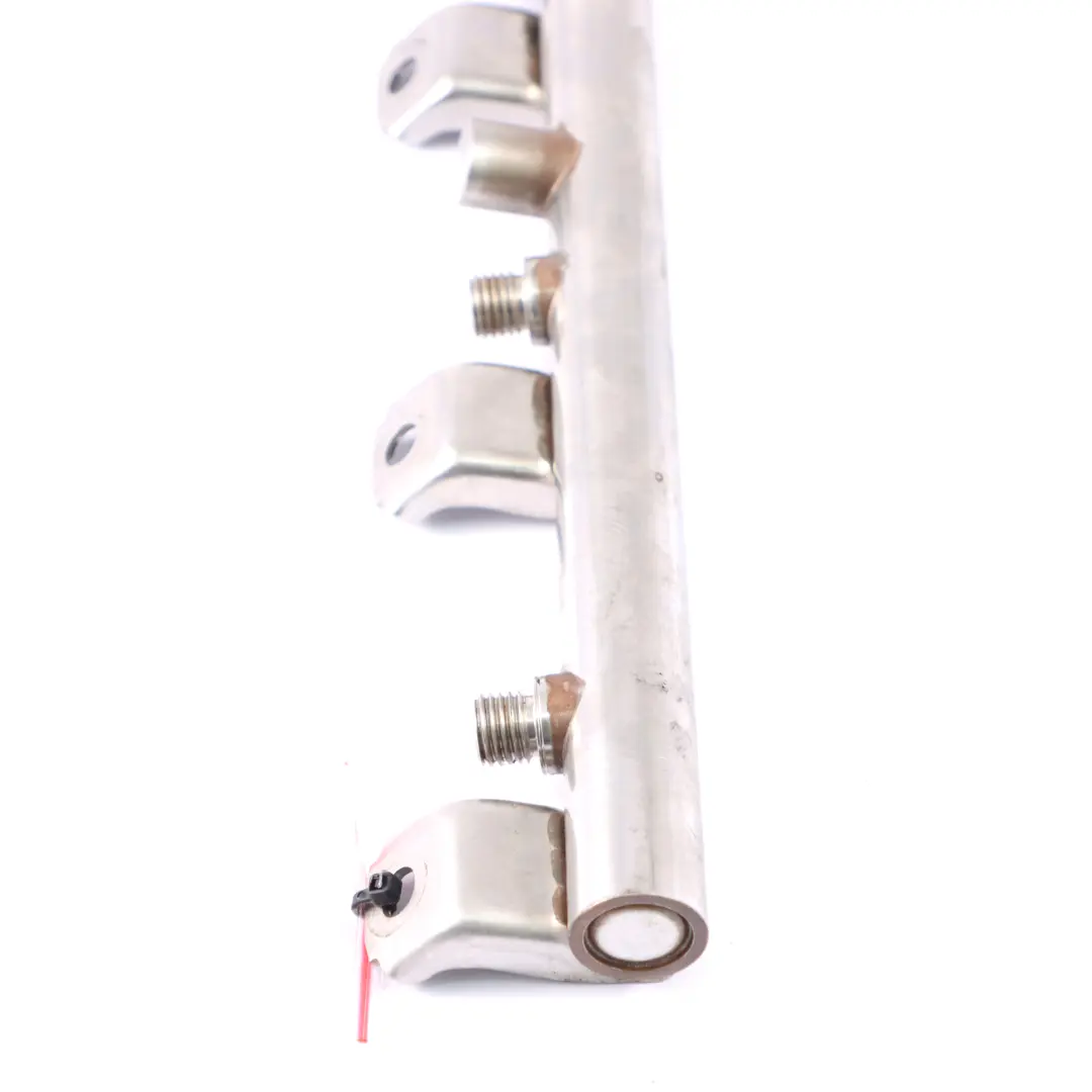  Rail d'injection BMW F10 Petrol N63 Rail de carburant à haute pression Cyl. 1-4 - SKU 7547599 - Numéro de pièce 7547599