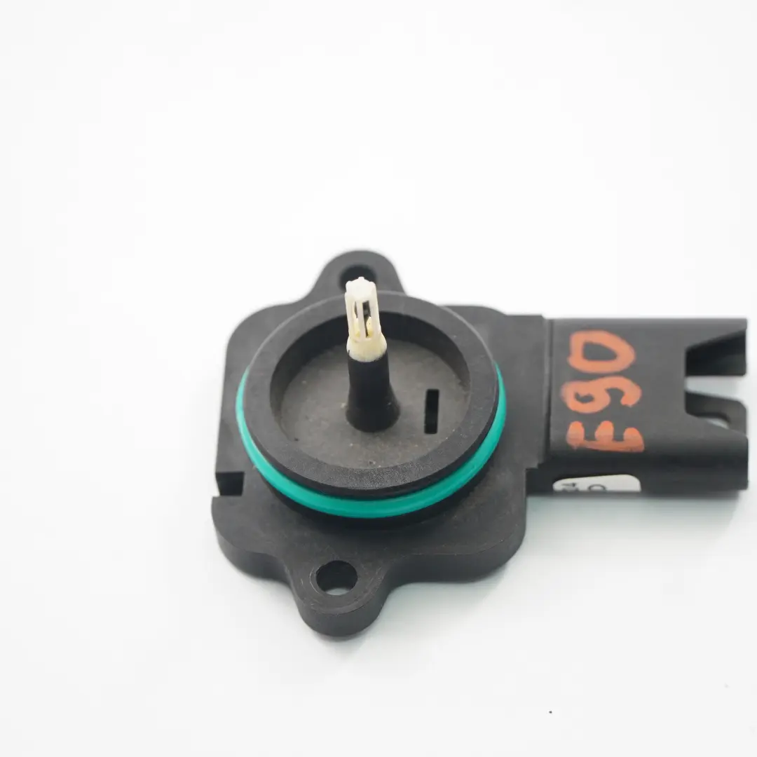 Ansaugluft temperatur sensor Benzin für BMW E60 E61 E90 LCI mit Teilenummer 7547822 BMW E60 E61 E90 LCI Ansaugluft temperatur sensor Benzin - SKU 7547822 - Teilenummer 7547822