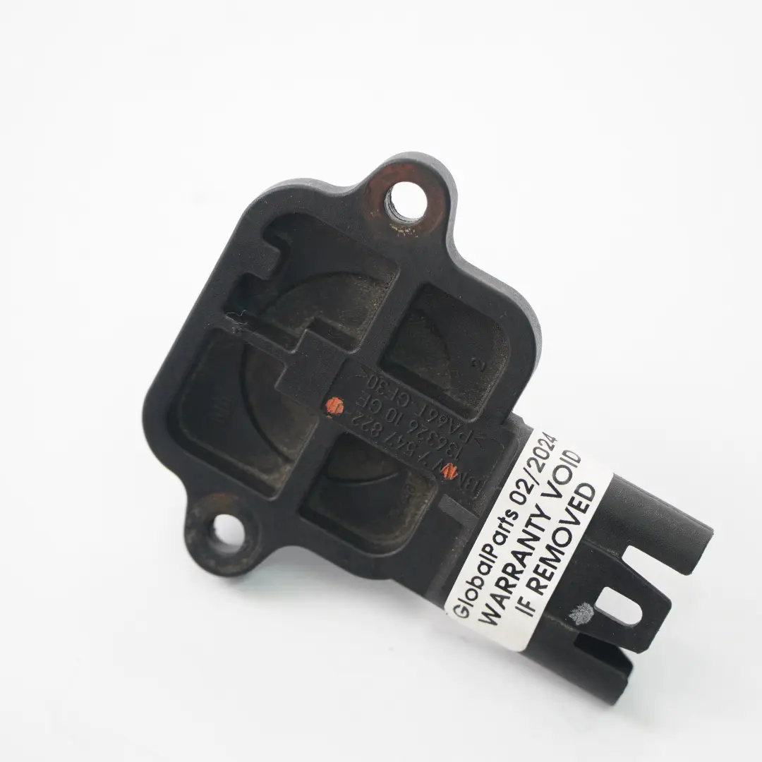 Sensore temperatura aria aspirata benzina per BMW E60 E61 E90 LCI con numero di parte 7547822 BMW E60 E61 E90 LCI Sensore temperatura aria aspirata benzina - SKU 7547822 - Numero di parte 7547822