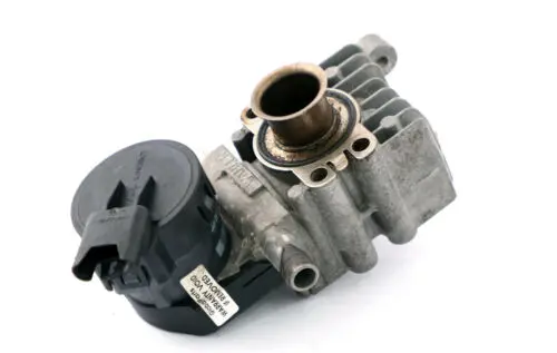 Zawór Chłodnica Spalin EGR do BMW E60 LCI E90 E91 E93 F10 o numerze 7548415 BMW E60 LCI E90 E91 E93 F10 Zawór Chłodnica Spalin EGR - SKU 7548415 - Numer Części 7548415