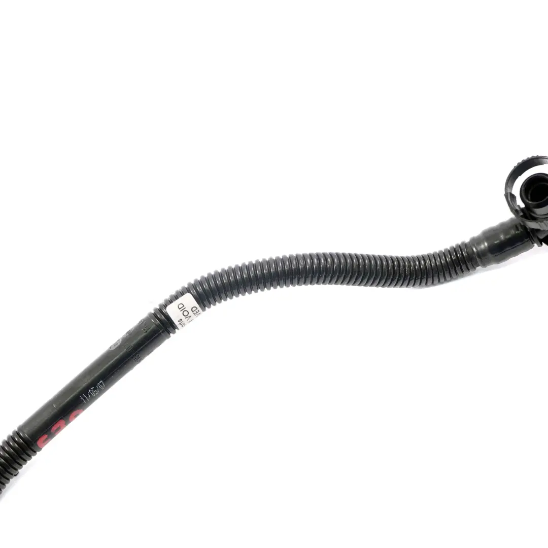 Tubo sfiato flessibile serbatoio carburante 3.0si N52N Benzina per BMW X5 con numero di parte 7548906 BMW X5 Tubo sfiato flessibile serbatoio carburante 3.0si N52N Benzina - SKU 7548906 - Numero di parte 7548906