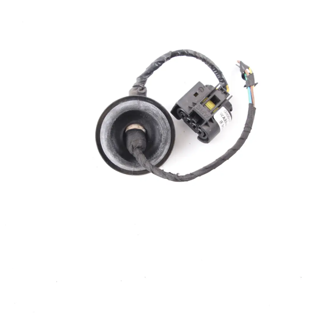 Embellecedor Luz Trasera Panel Lateral Izquierdo para BMW X3 F25 con número de pieza 7549802 BMW X3 F25 Embellecedor Luz Trasera Panel Lateral Izquierdo - SKU 7549802-1 - Número de pieza 7549802