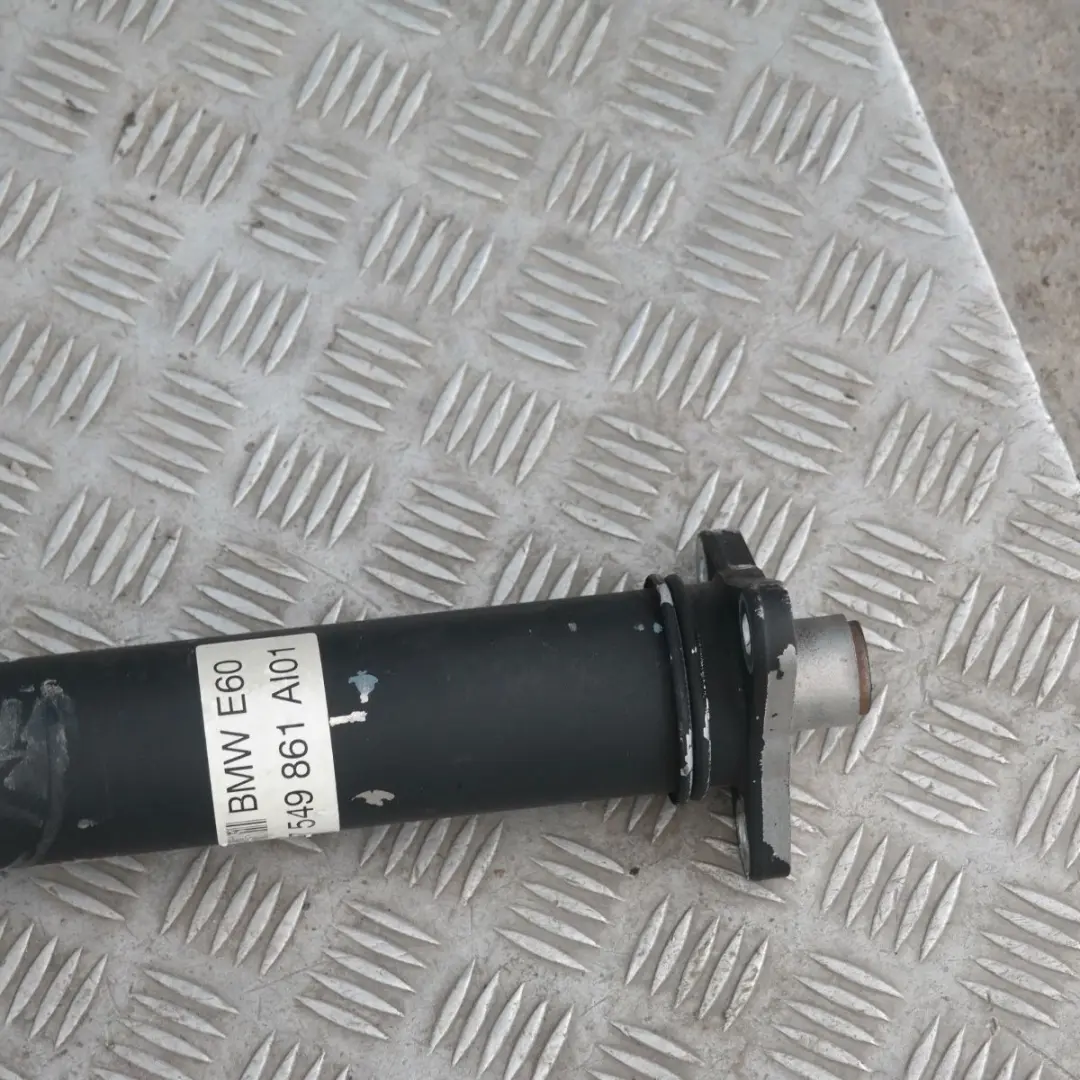 M54 N52 Wał Napędowy do BMW E60 E61 520i 530i o numerze 7549861 BMW E60 E61 520i 530i M54 N52 Wał Napędowy - SKU 7549861 - Numer Części 7549861