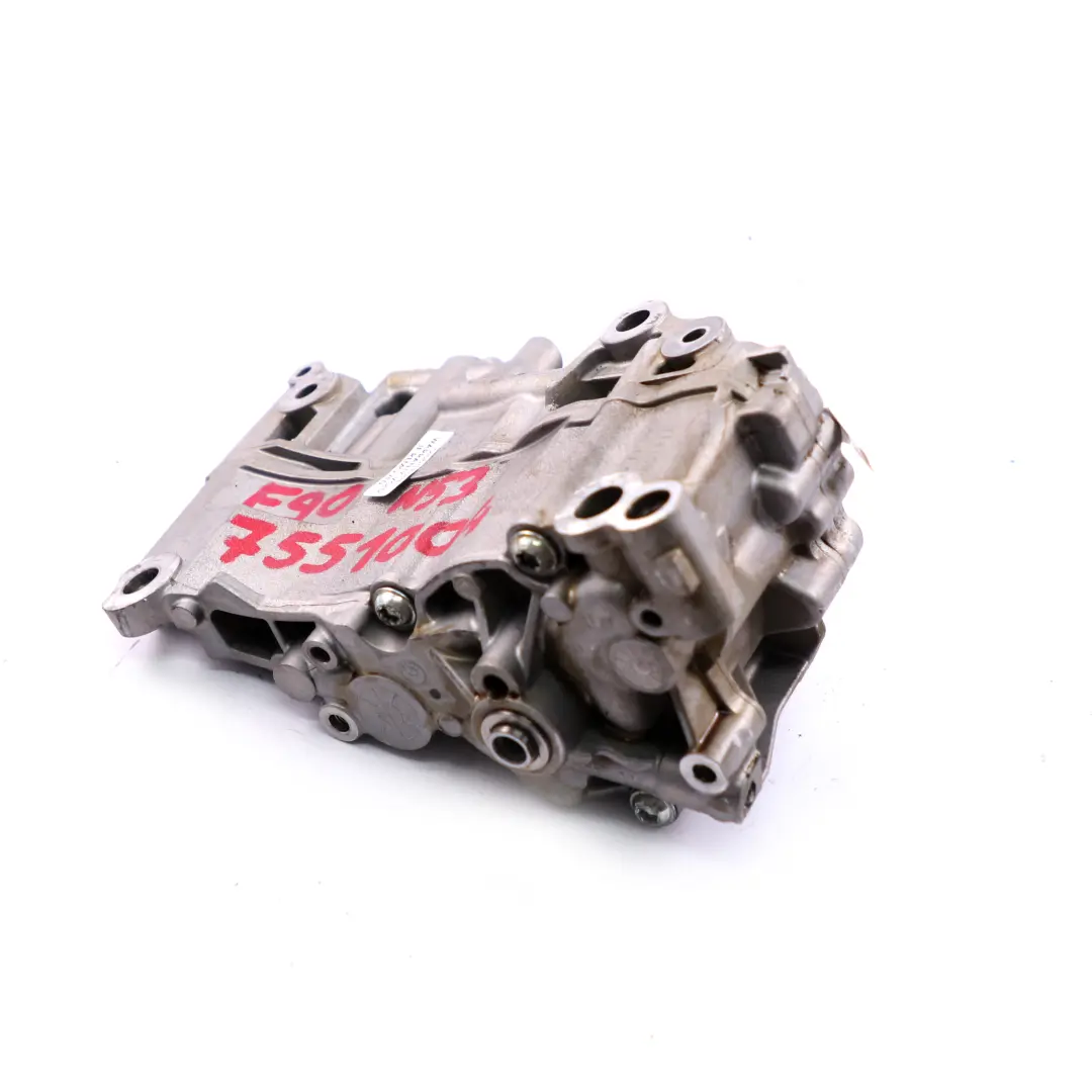 N53 Pompa Oleju do BMW E60 X3 E83 E87 E90 E92 LCI o numerze 7551004 BMW E60 X3 E83 E87 E90 E92 LCI N53 Pompa Oleju - SKU 7551004 - Numer Części 7551004