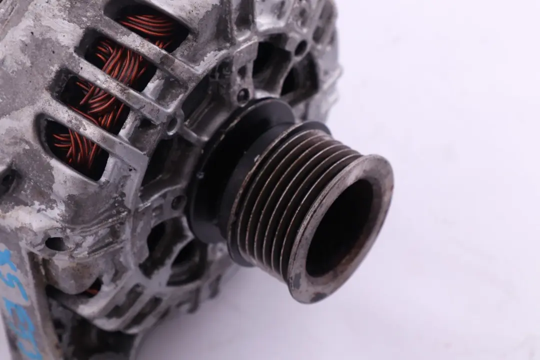 Essence M54 Alternateur Valeo 140A pour BMW X5 E53 3.0i à propos du numéro de pièce 7551252 BMW X5 E53 3.0i Essence M54 Alternateur Valeo 140A - SKU 7551252 - Numéro de pièce 7551252