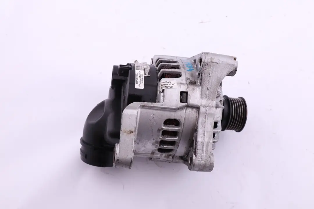 M54 Alternator Valeo 140A do BMW X5 E53 3.0I Benzyna o numerze 7551252 BMW X5 E53 3.0I Benzyna M54 Alternator Valeo 140A - SKU 7551252 - Numer Części 7551252