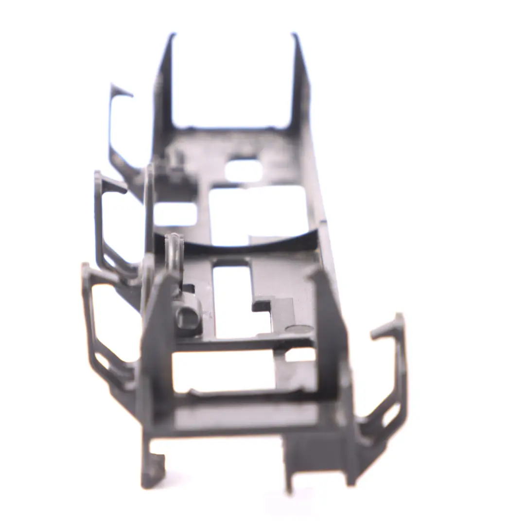 Uchwyt Sondy Lambda do BMW E60 E61 E90 E91 o numerze 7551498 BMW E60 E61 E90 E91 Uchwyt Sondy Lambda - SKU 7551498 - Numer Części 7551498