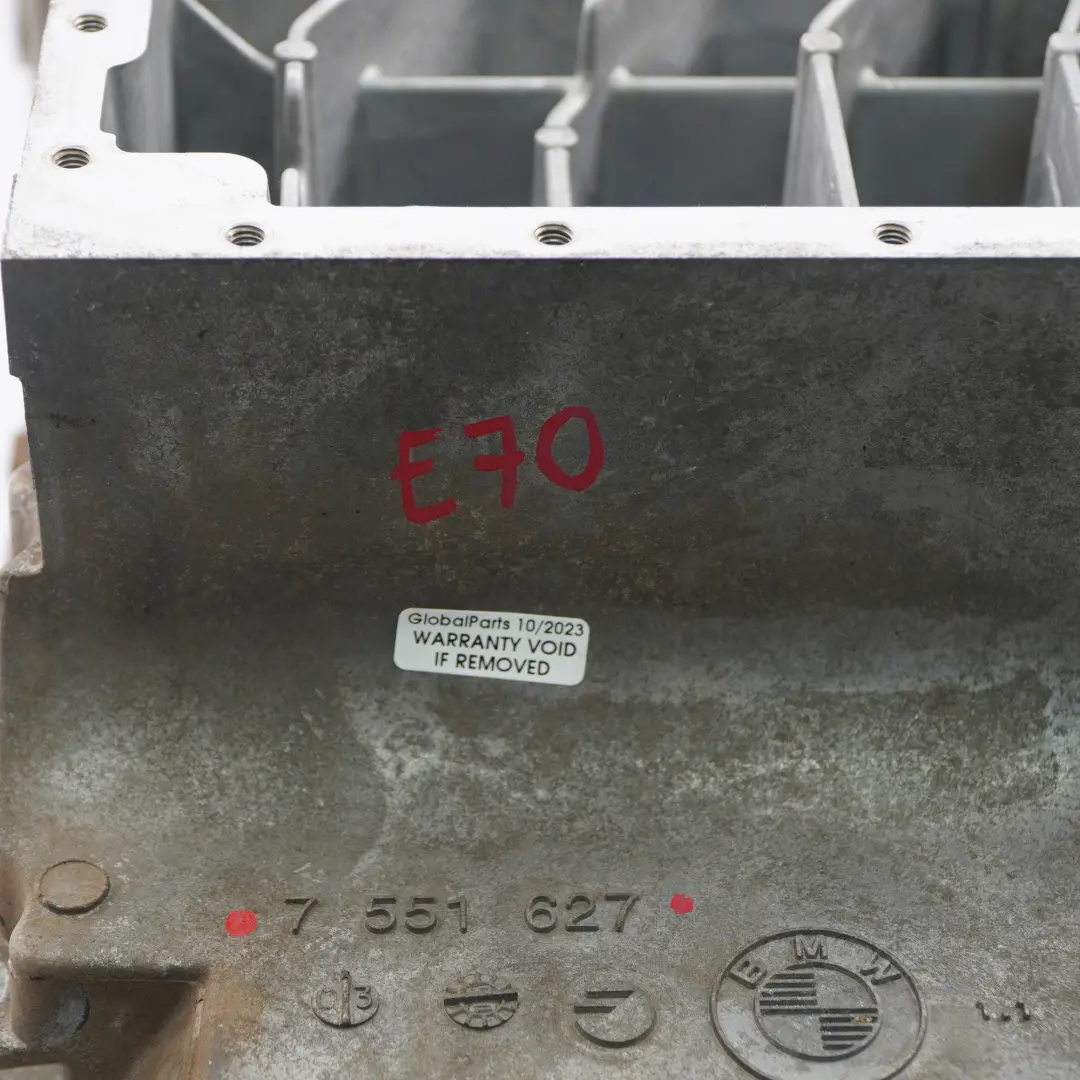 4.8i N62N Petrol Engine Oil Sump Pan Upper Part to BMW X5 E70 with Part number 7551627 BMW X5 E70 4.8i N62N Petrol Engine Oil Sump Pan Upper Part - SKU 7551627 - Part number 7551627