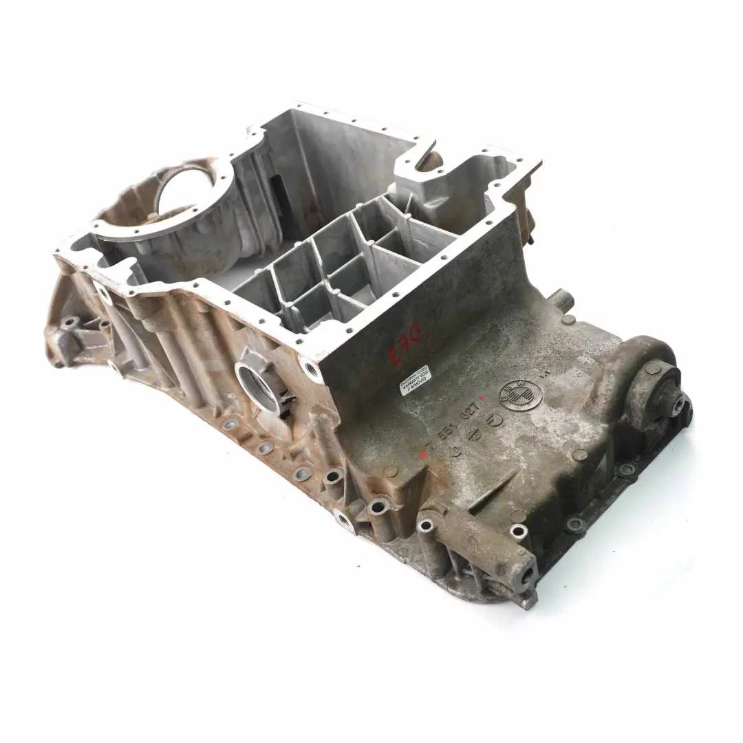 4.8i N62N Petrol Engine Oil Sump Pan Upper Part to BMW X5 E70 with Part number 7551627 BMW X5 E70 4.8i N62N Petrol Engine Oil Sump Pan Upper Part - SKU 7551627 - Part number 7551627