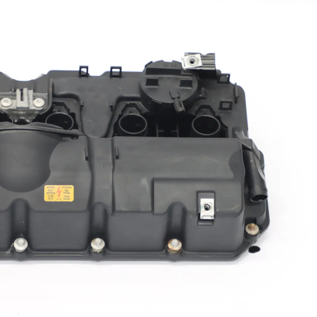 N52N Engine Cylinder Head Cover to BMW E60 LCI E90 F10 325i 330i 525i 530i with Part number 7552281 BMW E60 LCI E90 F10 325i 330i 525i 530i N52N Engine Cylinder Head Cover - SKU 7552281 - Part number 7552281