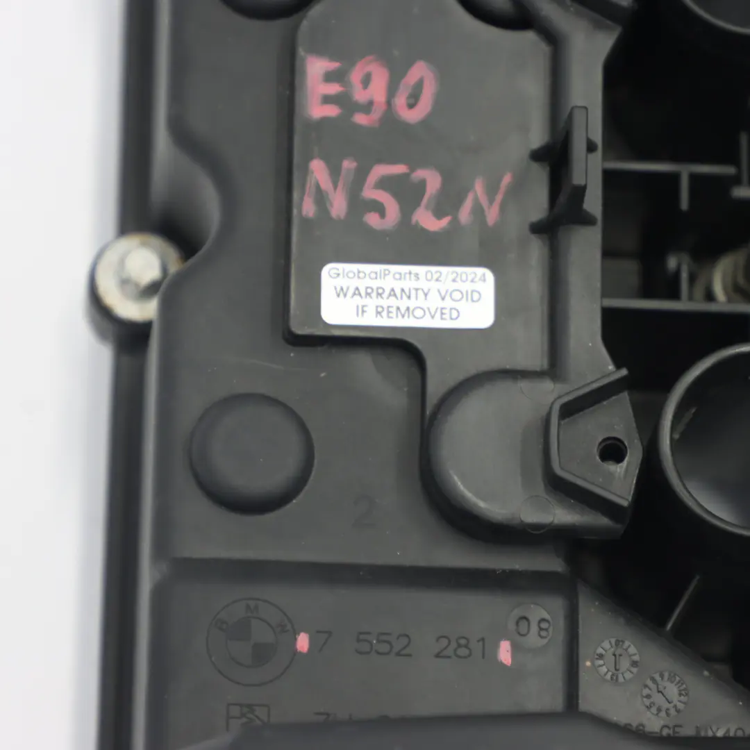 N52N Tapa de culata para BMW E60 LCI E90 F10 325i 330i 525i 530i con número de pieza 7552281 BMW E60 LCI E90 F10 325i 330i 525i 530i N52N Tapa de culata - SKU 7552281 - Número de pieza 7552281