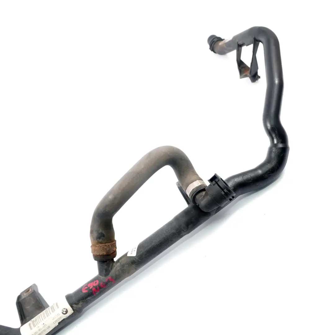 N43 Thermostat Heizgerät Rücklauf Schlauch für BMW E88 E90 E91 LCI mit Teilenummer 7552408 BMW E88 E90 E91 LCI N43 Thermostat Heizgerät Rücklauf Schlauch - SKU 7552408 - Teilenummer 7552408