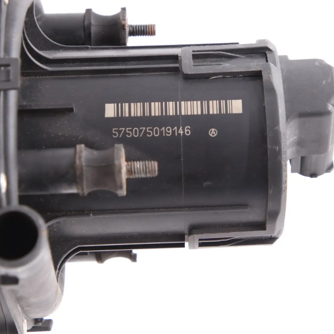 Secondary Air Emission Control Unit Pump 1435364 to BMW E46 with Part number 7553056 BMW E46 Secondary Air Emission Control Unit Pump 1435364 - SKU 7553056 - Part number 7553056