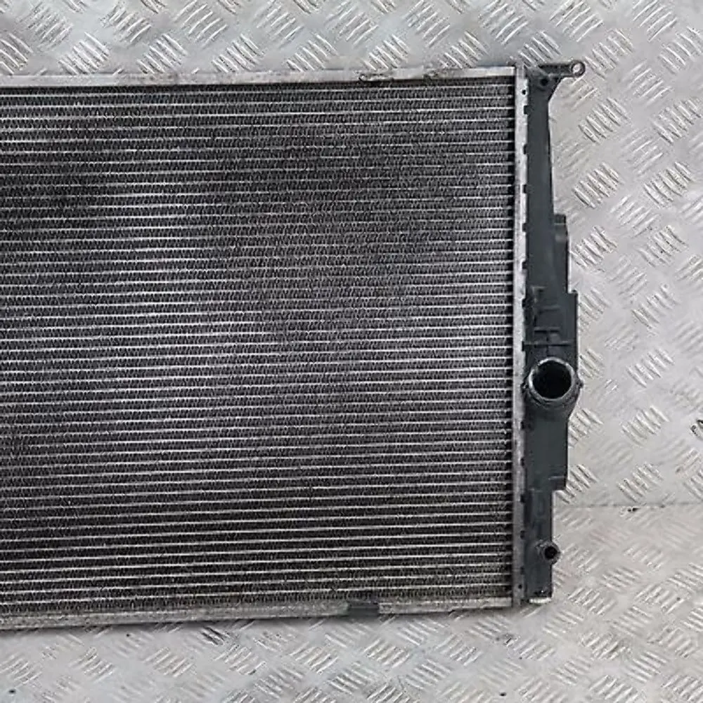 BMW 1 X1 3 er E81 E82 E87 E90 E87N E90N E91 Kühlmittelkühler 7553111 - SKU 7553111-1 - Teilenummer 7521046