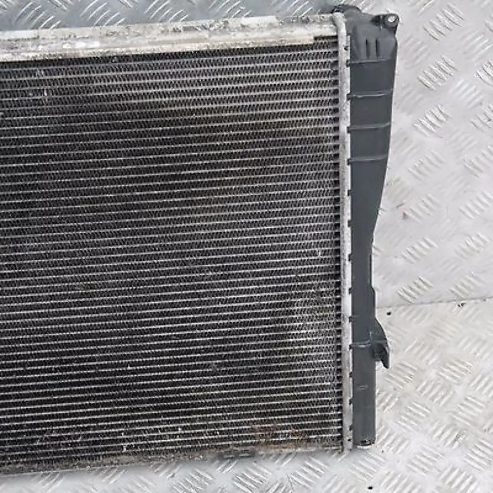 BMW 1 X1 3 er E81 E82 E87 E90 E87N E90N E91 Kühlmittelkühler 7553111 - SKU 7553111-1 - Teilenummer 7521046