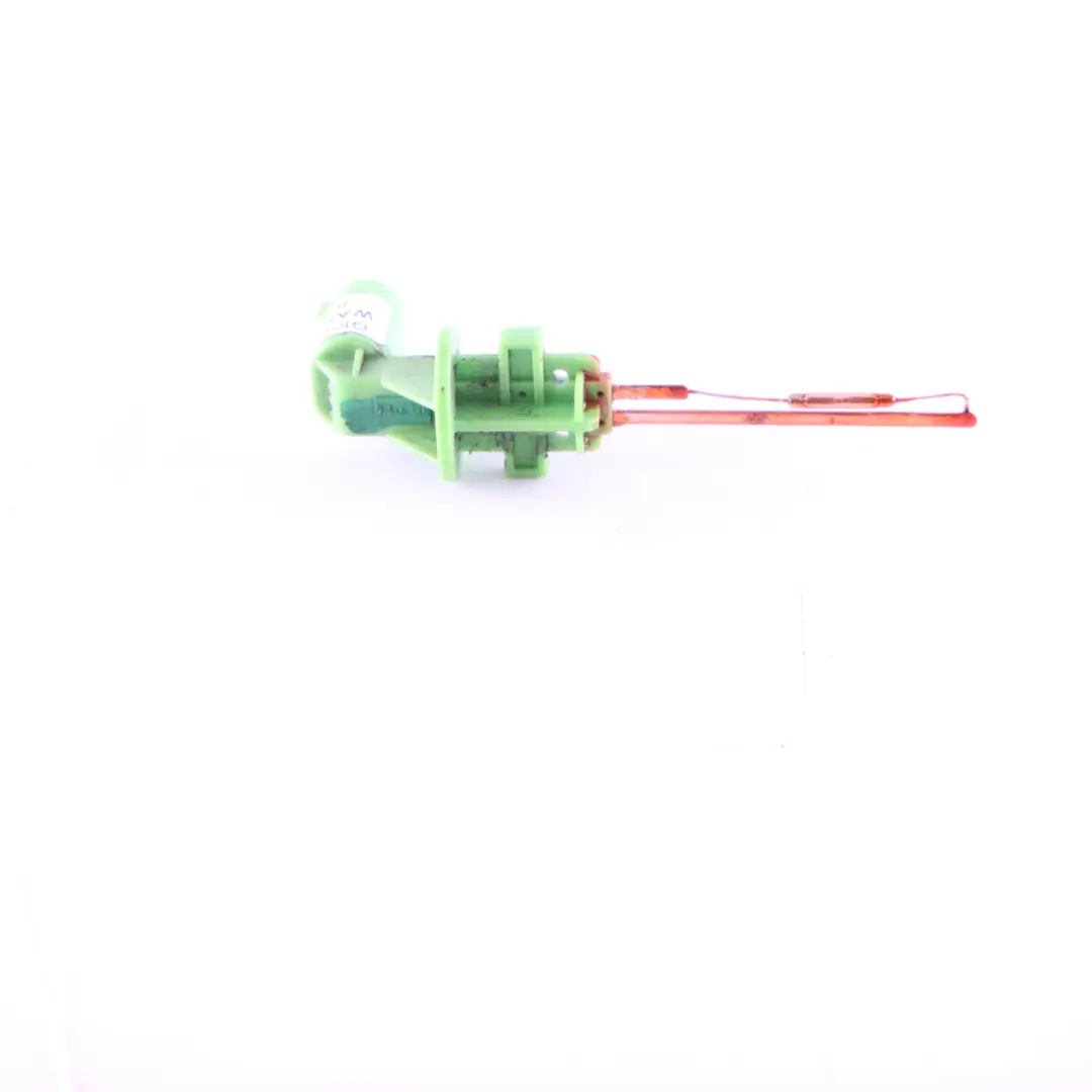 Interruptor De nivel De refrigerante para BMW E61 E65 E70 E71 E83 E87 E90 con número de pieza 7553919 BMW E61 E65 E70 E71 E83 E87 E90 Interruptor De nivel De refrigerante - SKU 7553919-2 - Número de pieza 7553919