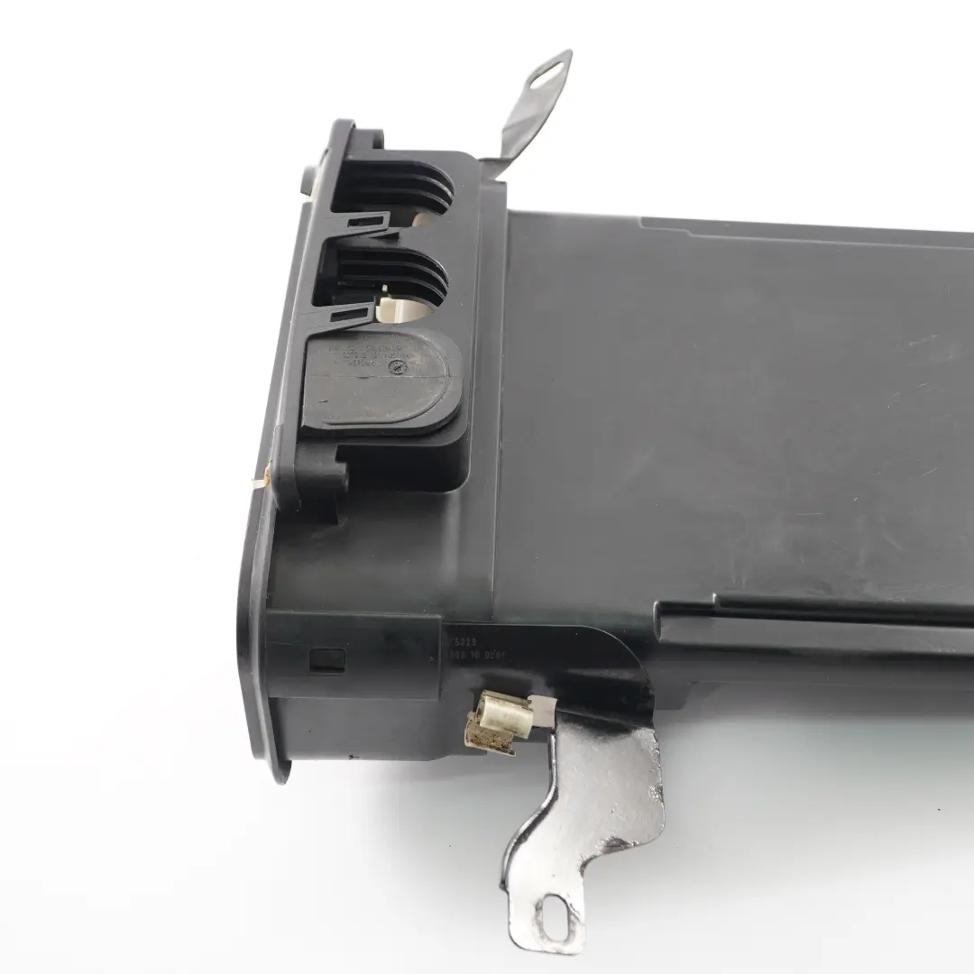 BMW F10 Caja de la Unidad de Control F07 F11 Caja de la Ventilación - SKU 7555176 - Número de pieza 7555176