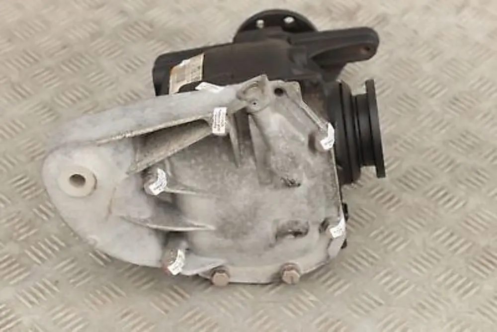 Differential Diff 4,10 Ratio WARRANTY für BMW 1 3 Series E87 LCI E90 Rear mit Teilenummer 7555315 BMW 1 3 Series E87 LCI E90 Rear Differential Diff 4,10 Ratio WARRANTY - SKU 7555315 - Teilenummer 7555315