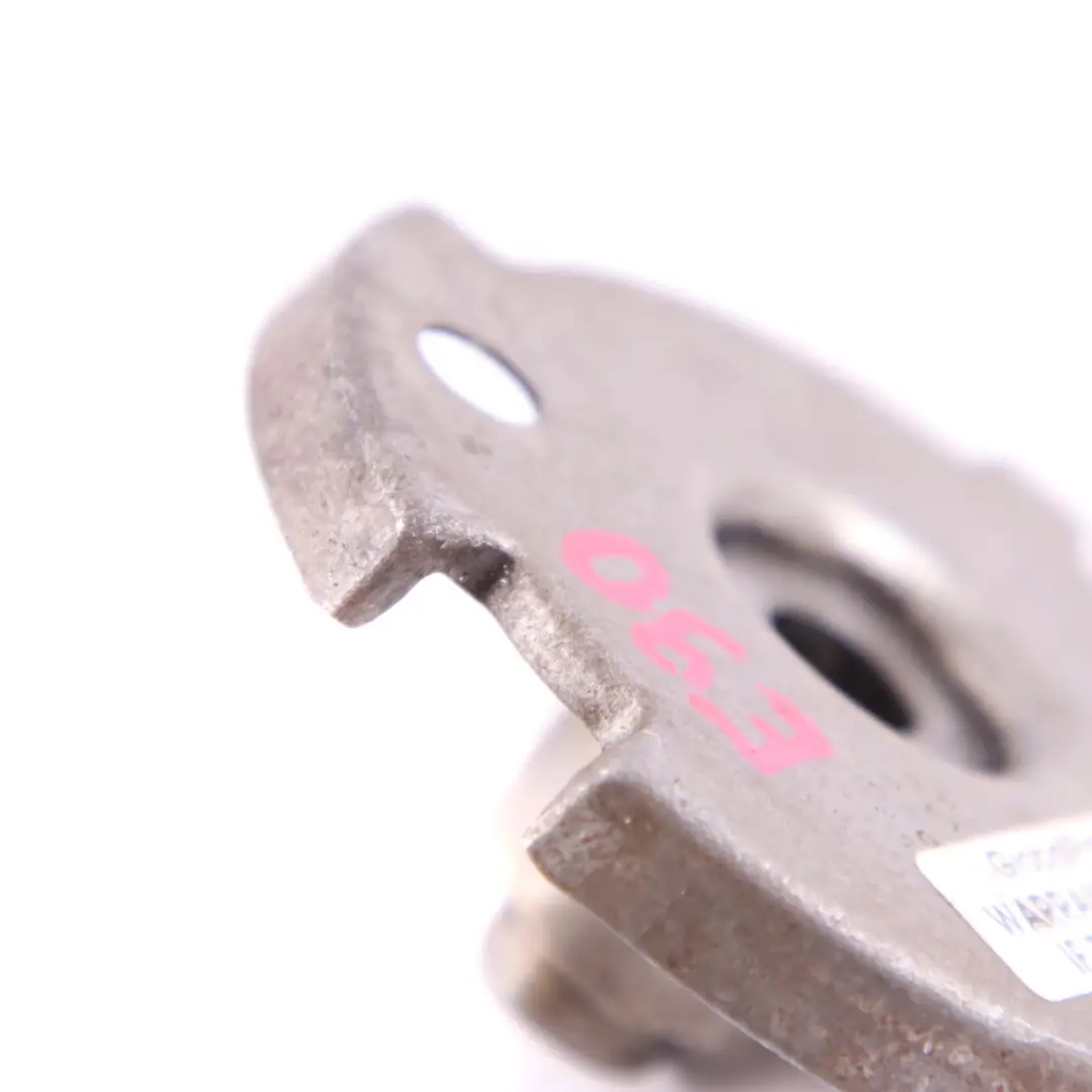 320Si Benzina N45 Motore Albero A Camme Piastra Di Copertura per BMW E90 con numero di parte 7555352 BMW E90 320Si Benzina N45 Motore Albero A Camme Piastra Di Copertura - SKU 7555352 - Numero di parte 7555352