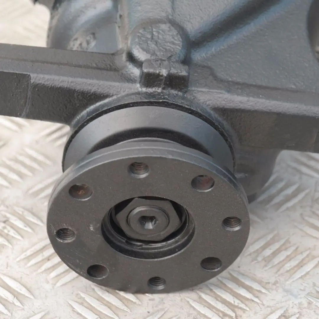 BMW 1 E87 118d rear Differential Diff 2,47 ratio DIESEL 4 BOLTS WARRANTY - SKU 7556794 - Part number 7556794