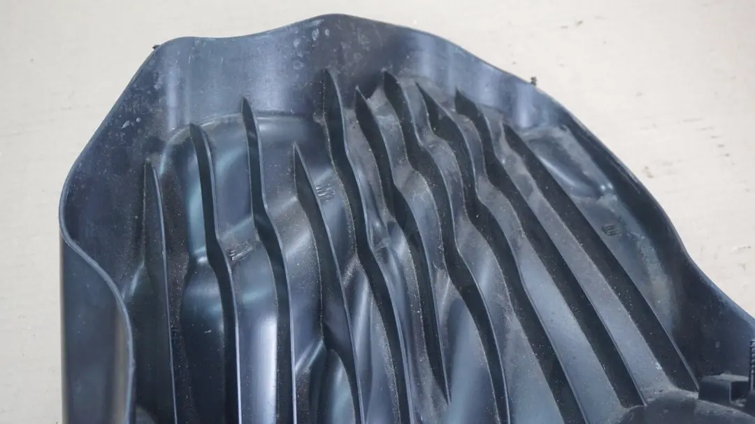 Boitier Silencieux D'Admission 754316 pour BMW E81 E87 E90 116i 1.6 à propos du numéro de pièce 7557174 BMW E81 E87 E90 116i 1.6 Boitier Silencieux D'Admission 754316 - SKU 7557174 - Numéro de pièce 7557174