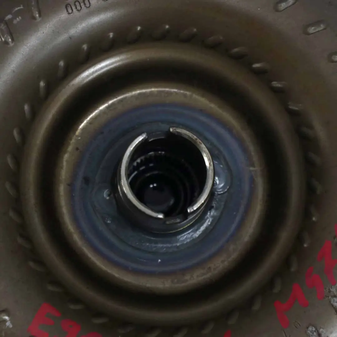 Sprzęgło Hydrokinetczne GA6HP26Z do BMW E60 E65 E90 o numerze 7557757 BMW E60 E65 E90 Sprzęgło Hydrokinetczne GA6HP26Z - SKU 7557757 - Numer Części 7557757