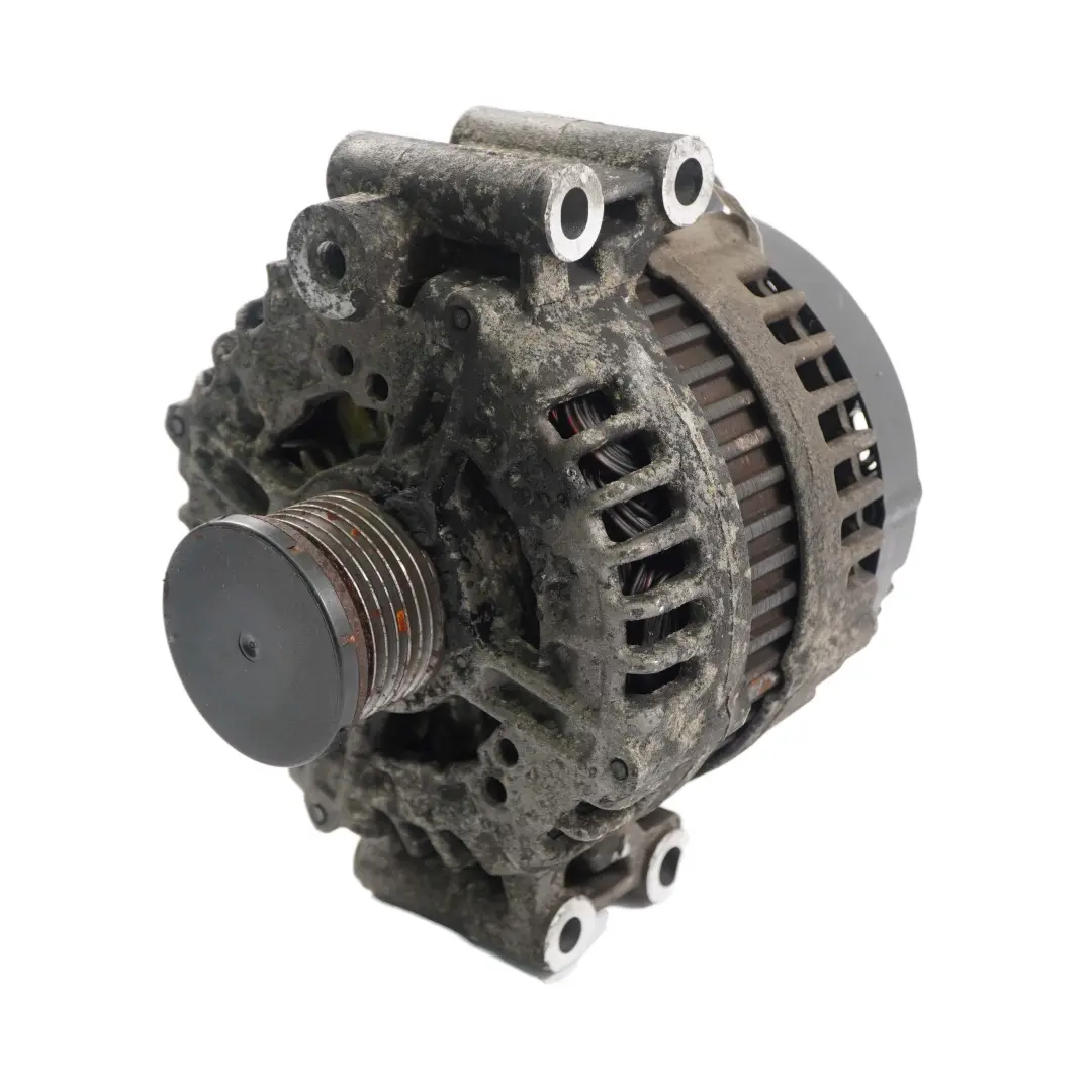 N54 135i 335i Alternatore Generatore 180A per BMW E82 E90 E91 E92 con numero di parte 7558220 BMW E82 E90 E91 E92 N54 135i 335i Alternatore Generatore 180A - SKU 7558220 - Numero di parte 7558220