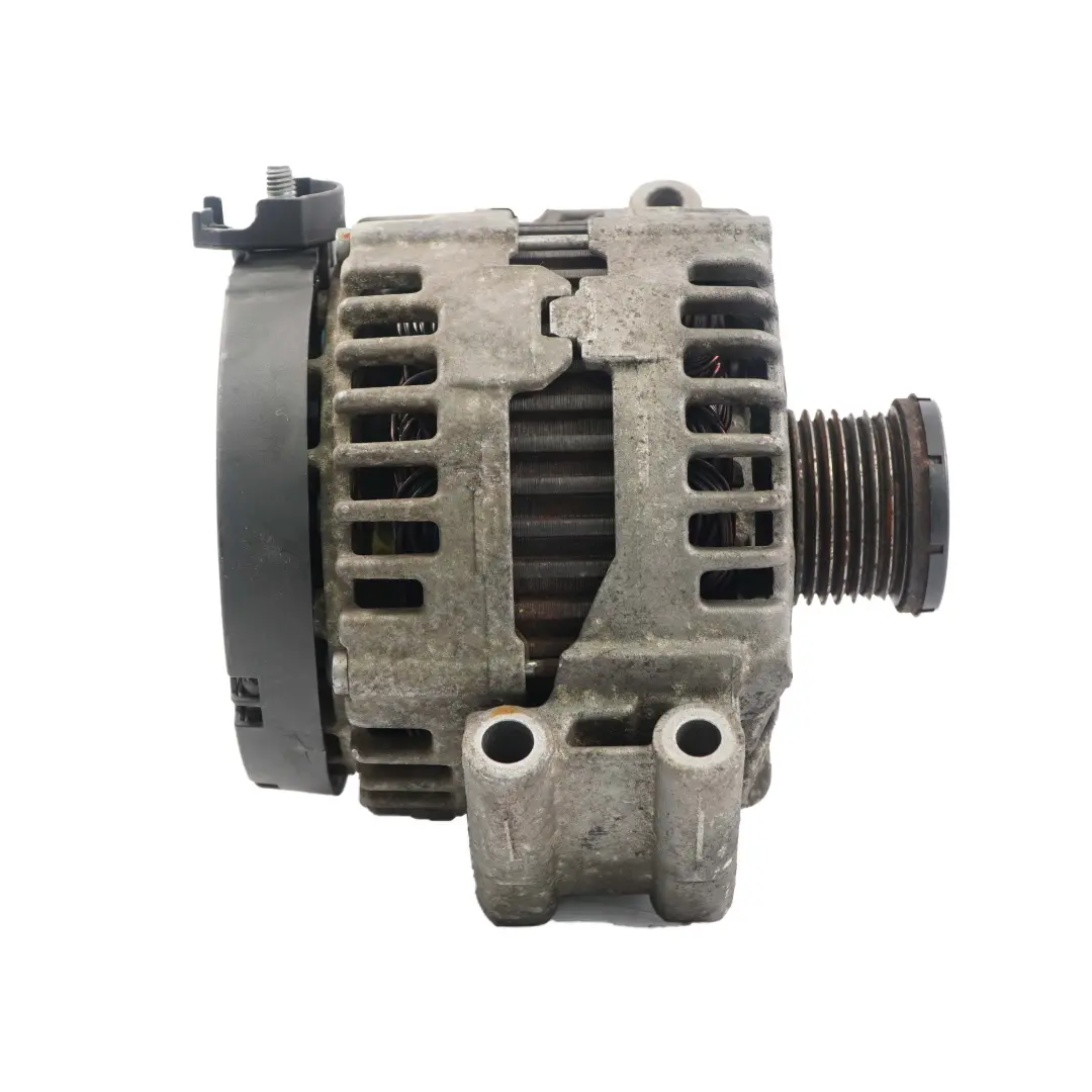 N54 135i 335i Alternatore Generatore 180A per BMW E82 E90 E91 E92 con numero di parte 7558220 BMW E82 E90 E91 E92 N54 135i 335i Alternatore Generatore 180A - SKU 7558220 - Numero di parte 7558220