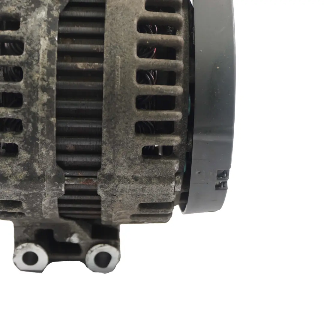 N54 135i 335i Alternatore Generatore 180A per BMW E82 E90 E91 E92 con numero di parte 7558220 BMW E82 E90 E91 E92 N54 135i 335i Alternatore Generatore 180A - SKU 7558220 - Numero di parte 7558220