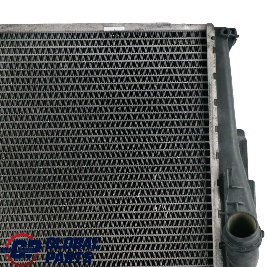 Radiateur du liquide de refroidissement pour BMW E81 E87 E90 E91 E92 à propos du numéro de pièce 7559273 BMW E81 E87 E90 E91 E92 Radiateur du liquide de refroidissement - SKU 7559273-1 - Numéro de pièce 7559273