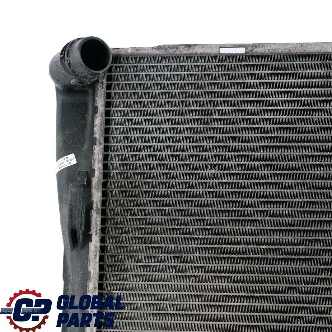 Radiateur du liquide de refroidissement pour BMW E81 E87 E90 E91 E92 à propos du numéro de pièce 7559273 BMW E81 E87 E90 E91 E92 Radiateur du liquide de refroidissement - SKU 7559273-1 - Numéro de pièce 7559273