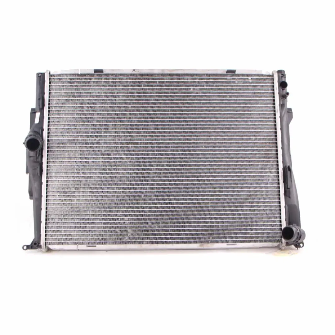 Water Coolant Radiator BMW E81 E87 E90 Petrol Engine Cooling Unit to with Part number 7559273 Water Coolant Radiator BMW E81 E87 E90 Petrol Engine Cooling Unit - SKU 7559273-NRF - Part number 7559273