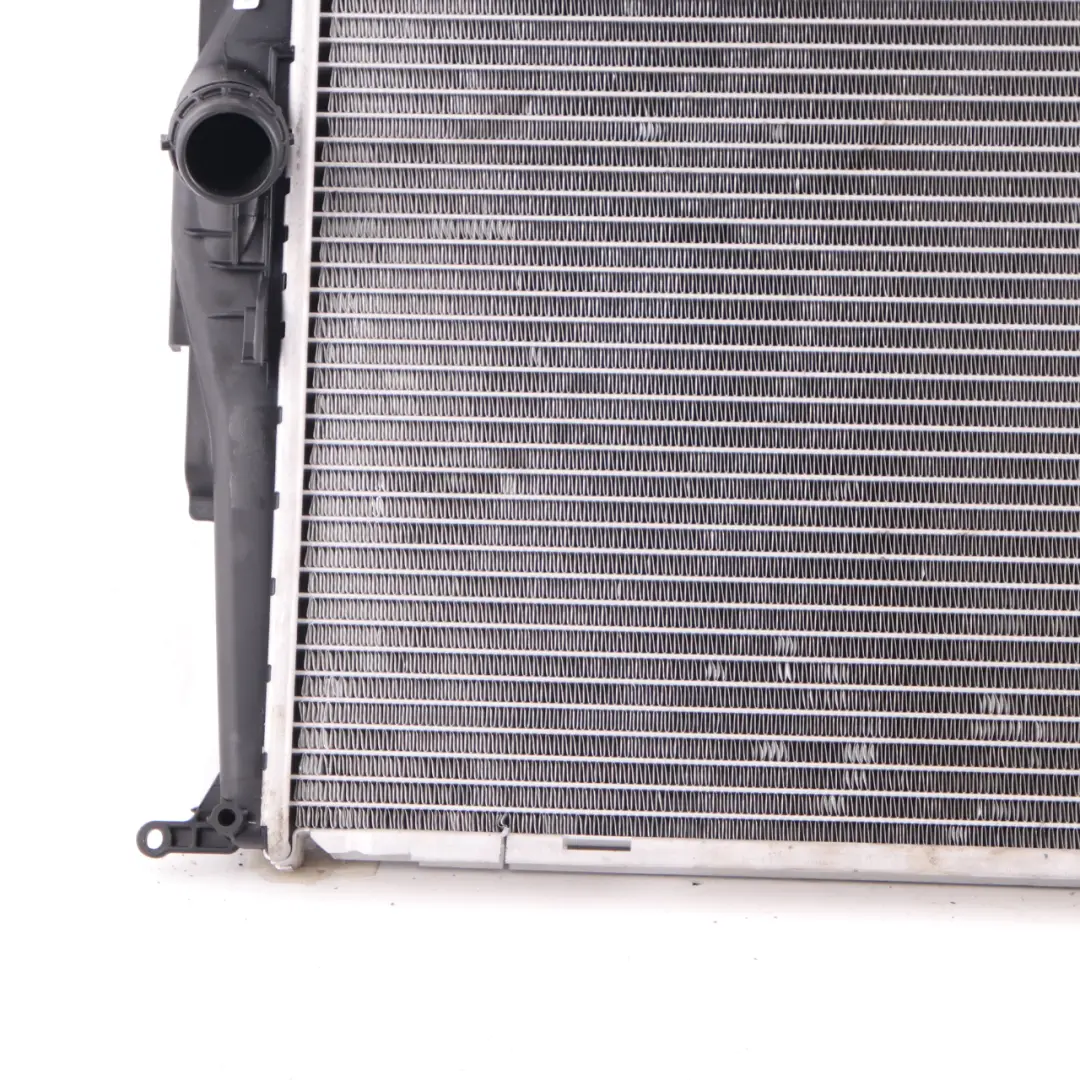 Water Coolant Radiator BMW E81 E87 E90 Petrol Engine Cooling Unit to with Part number 7559273 Water Coolant Radiator BMW E81 E87 E90 Petrol Engine Cooling Unit - SKU 7559273-NRF - Part number 7559273