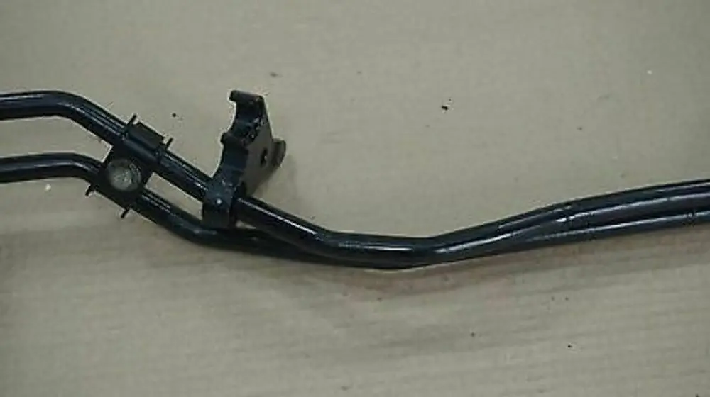 N52 Conduite de Refroidisseur D'Huile Vorlauf 7559950 pour BMW 5 6 Serie E60 E63 à propos du numéro de pièce 7559951 BMW 5 6 Serie E60 E63 N52 Conduite de Refroidisseur D'Huile Vorlauf 7559950 - SKU 7559951 - Numéro de pièce 7559951