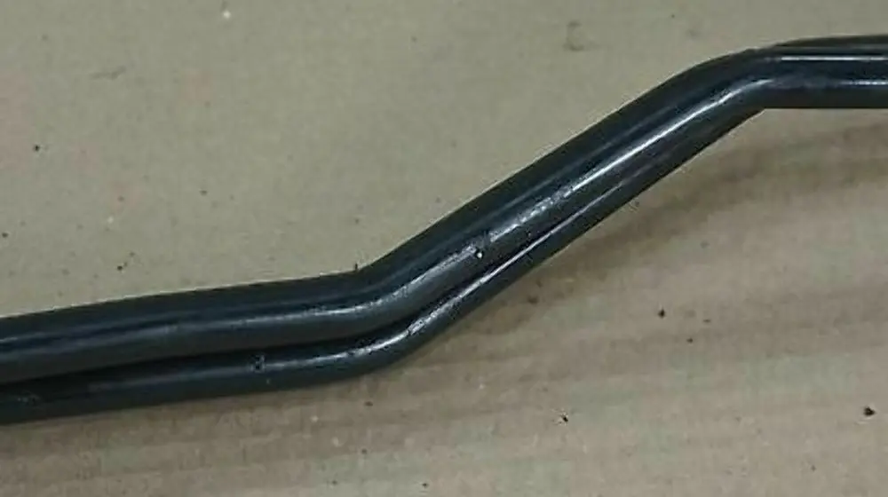 BMW 5 6 Reihe E60 E63 N52 Ölkühlerleitung Vorlauf 7559950 - SKU 7559951 - Teilenummer 7559951