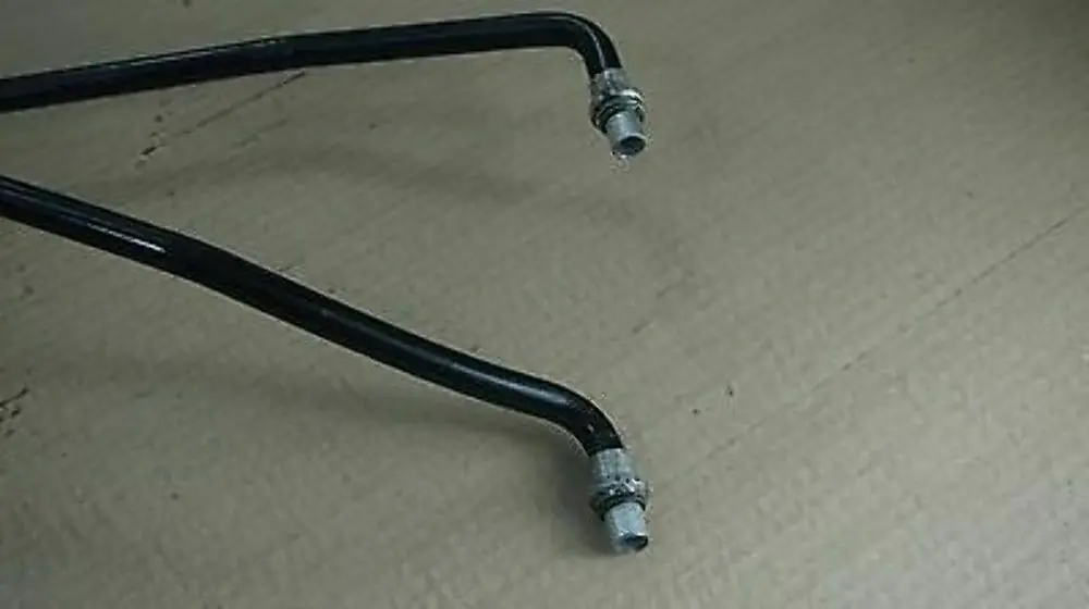 BMW E60 N52 Refrigerador Aceite Tubo Entrada Salida 7559950 - SKU 7559951 - Número de pieza 7559951