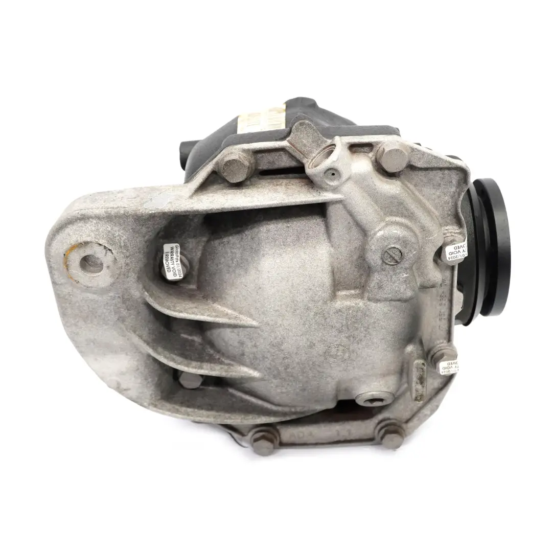 N62N Dyferencjał Dyfer Most Tył Tylny 2,93 7560043 do BMW E60 E61 LCI 550i o numerze 7560044 BMW E60 E61 LCI 550i N62N Dyferencjał Dyfer Most Tył Tylny 2,93 7560043 - SKU 7560044 - Numer Części 7560044