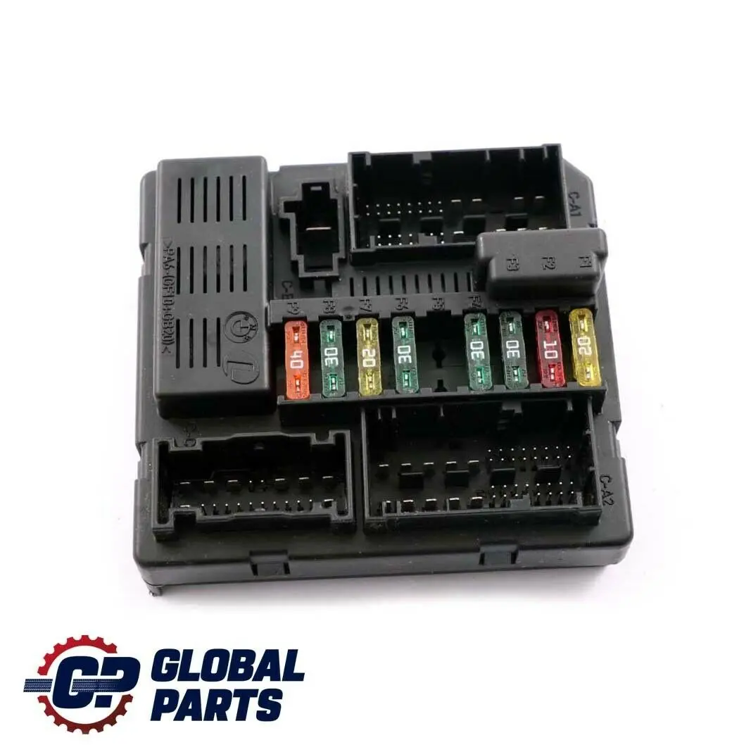 Caja de fusibles del módulo distribución de energía para BMW E83 LCI E85 E86 con número de pieza 7560626 BMW E83 LCI E85 E86 Caja de fusibles del módulo distribución de energía - SKU 7560626 - Número de pieza 7560626
