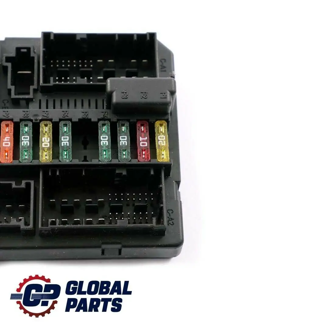 Modulo distribuzione alimentazione Scatola fusibili per BMW E83 LCI E85 E86 con numero di parte 7560626 BMW E83 LCI E85 E86 Modulo distribuzione alimentazione Scatola fusibili - SKU 7560626 - Numero di parte 7560626