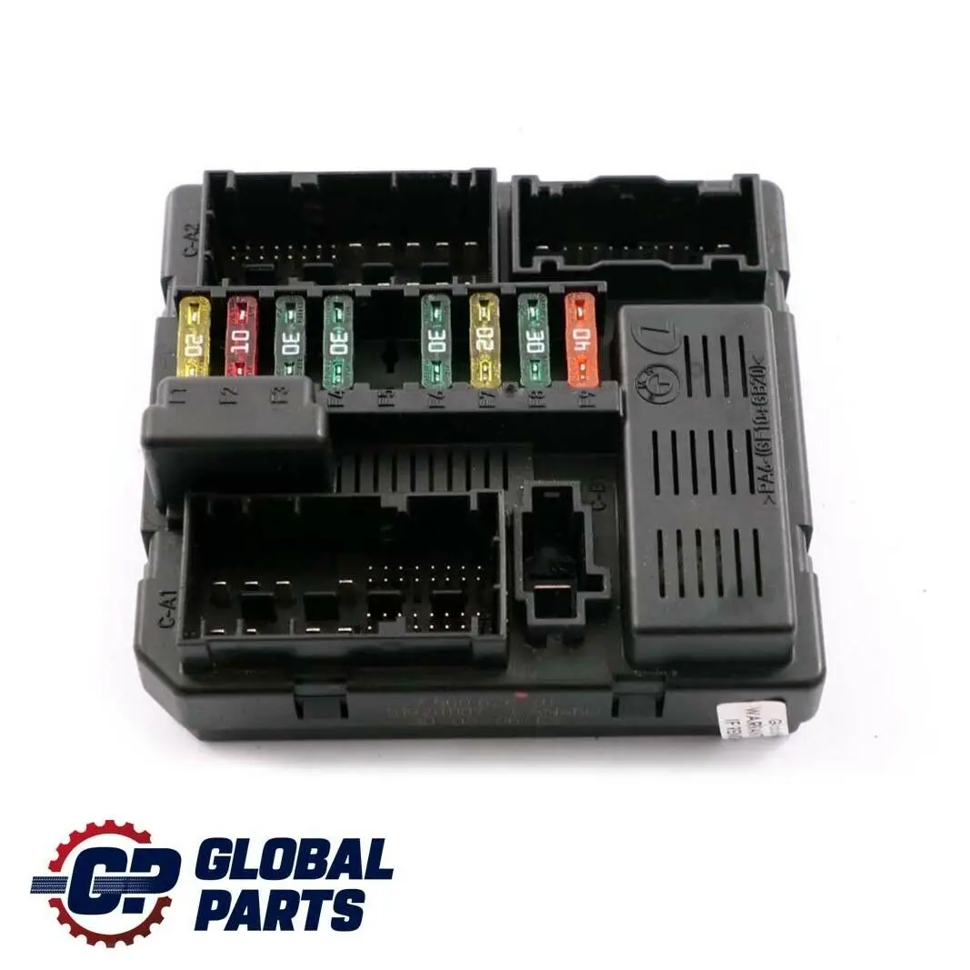Caja de fusibles del módulo distribución de energía para BMW E83 LCI E85 E86 con número de pieza 7560626 BMW E83 LCI E85 E86 Caja de fusibles del módulo distribución de energía - SKU 7560626 - Número de pieza 7560626