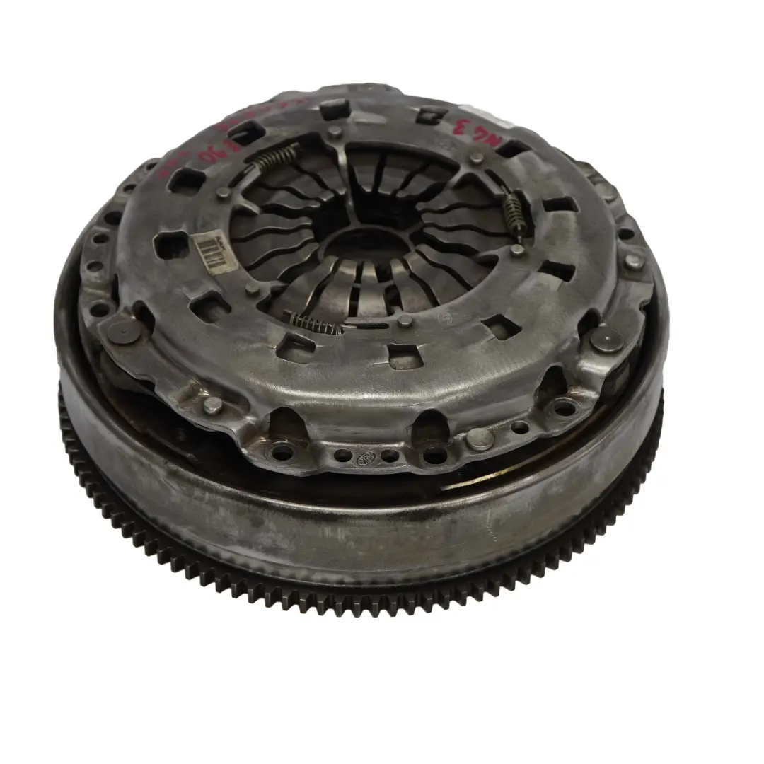 Benzin N43 Zweimassenschwungrad Kupplung für BMW 1 3 er E81 E87 LCI E90 E91 mit Teilenummer 7560876 BMW 1 3 er E81 E87 LCI E90 E91 Benzin N43 Zweimassenschwungrad Kupplung - SKU 7560876 - Teilenummer 7560876
