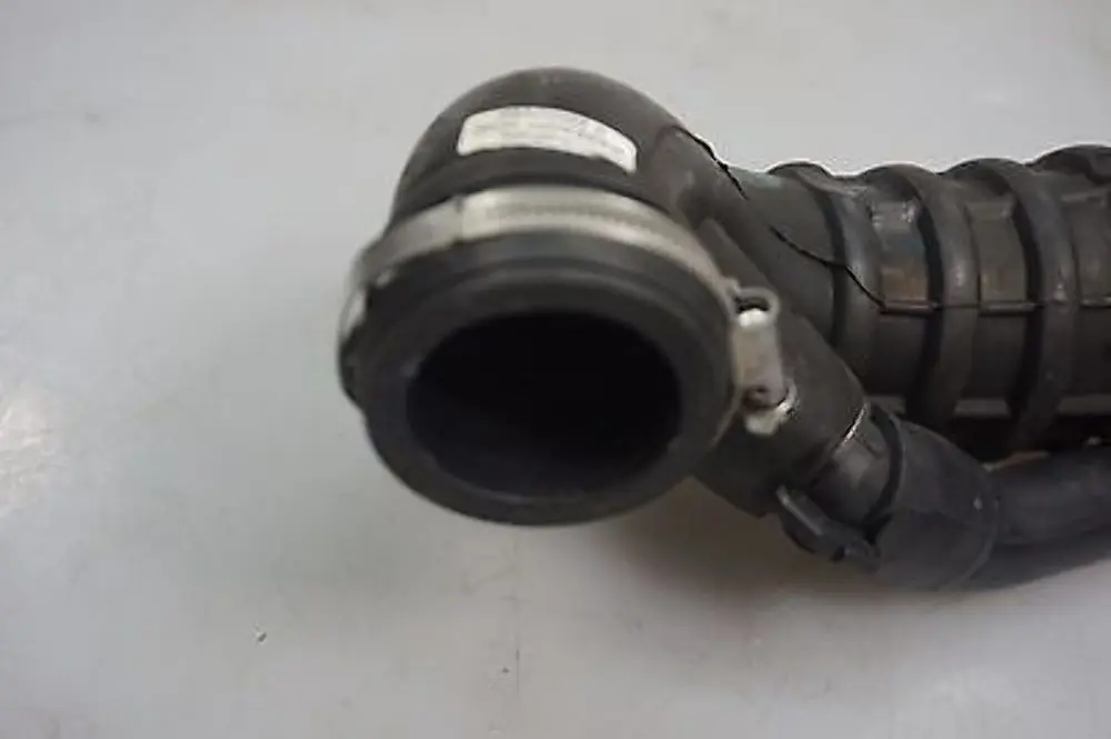 BOTTE EN CAOUTCHOUC POUR TUYAU D'ADMISSION pour Mini COOPER S R56 R55 R57 R58 LCI à propos du numéro de pièce 7561695 Mini COOPER S R56 R55 R57 R58 LCI BOTTE EN CAOUTCHOUC POUR TUYAU D'ADMISSION - SKU 7561695-1 - Numéro de pièce 7561695