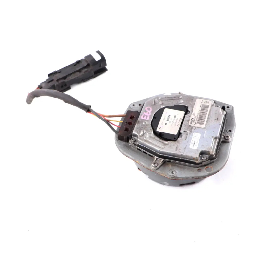 Silnik Silniczek Chłodnicy Wentylator do BMW E60 E61 Diesel o numerze 7561712 BMW E60 E61 Diesel Silnik Silniczek Chłodnicy Wentylator - SKU 7561712 - Numer Części 7561712