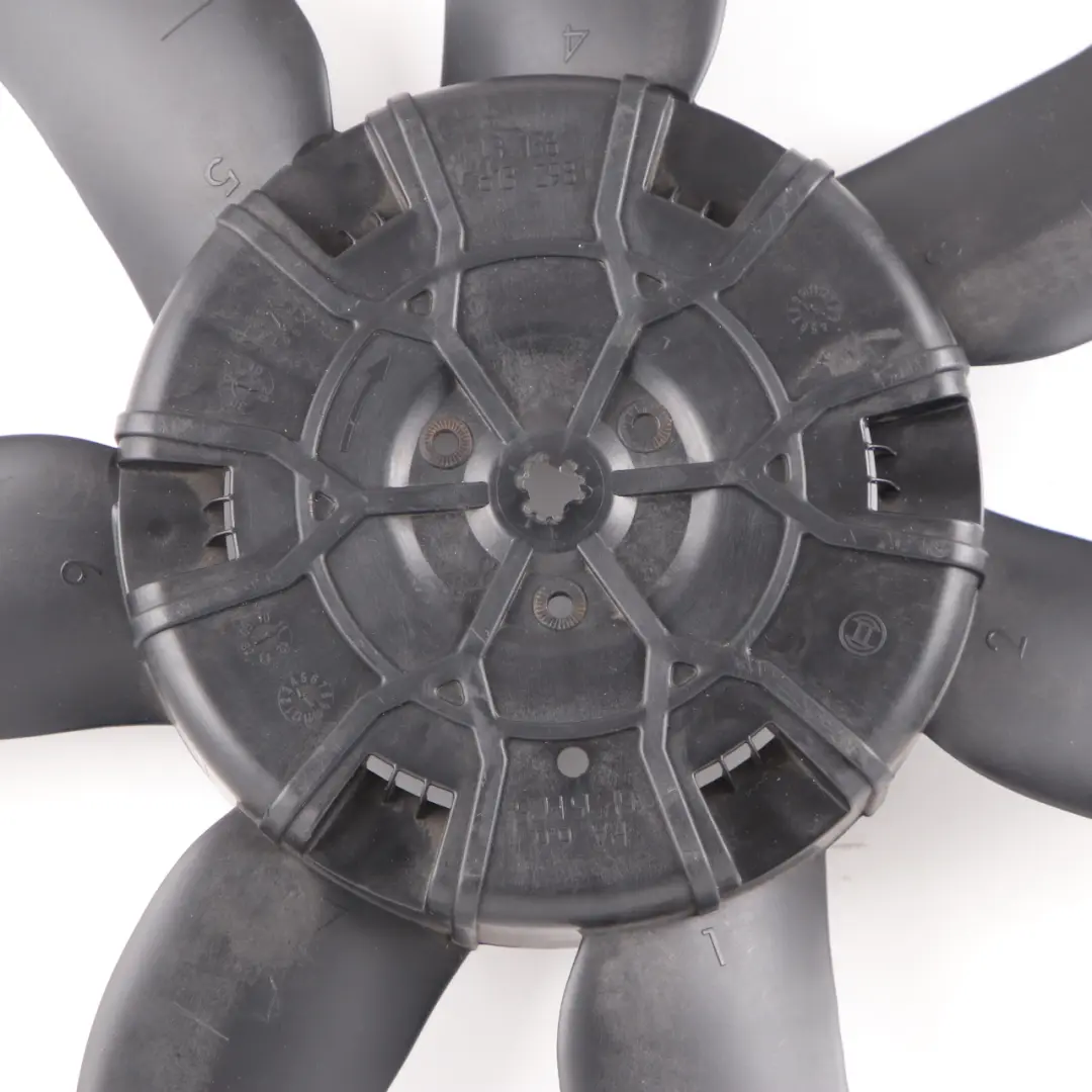 Radiator Cooling Fan Without Motor to BMW E87 E90 118d 120d 320d Diesel Engine with Part number 7561713 BMW E87 E90 118d 120d 320d Diesel Engine Radiator Cooling Fan Without Motor - SKU 7561713-2 - Part number 7561713