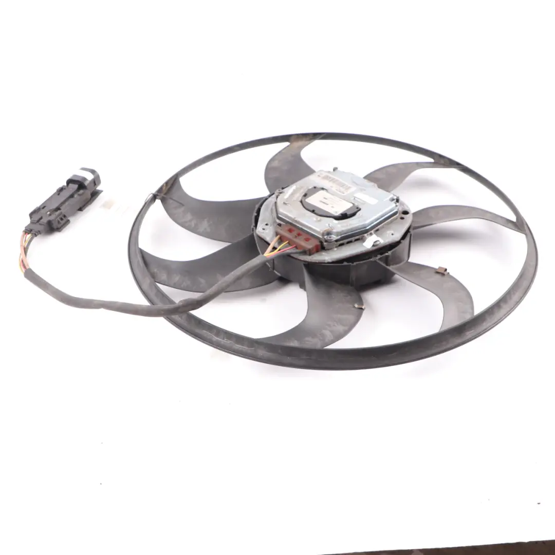 BMW E87 E90 118d 120d 320d Dieselmotor Kühler Kühlung Ventilator Motor - SKU 7561713-4 - Teilenummer 7561713
